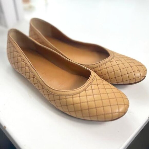 Bally Chatel Tan Leather Quilted Flats - Size 38.5 - Picture 1 of 7